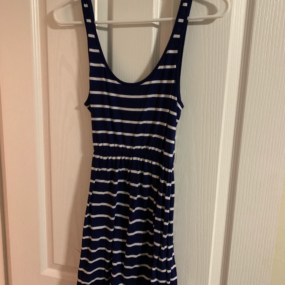 Old Navy short white & navy blue striped dress